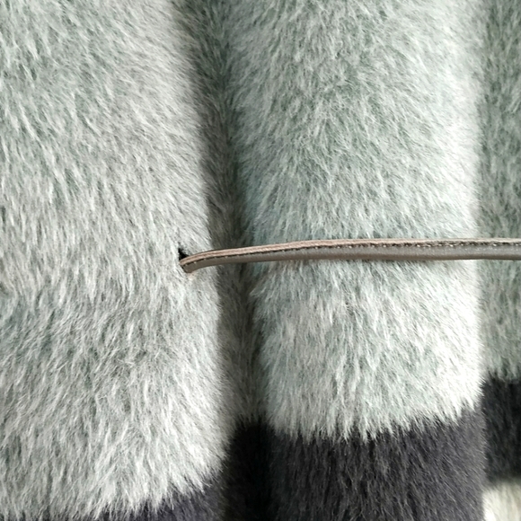 Vintage Daks Faux Fur Coat ( Rare Find) - Picture 6 of 12